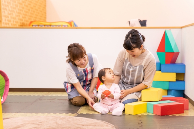 保育園と幼稚園どっちが安い 学力の差もつくの 毎日お役立ち情報ステーション